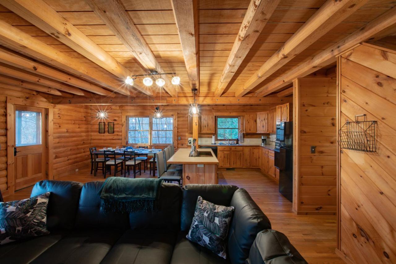 Treetops Cabin Easy To Asheville With Fast Wifi And Great View Swiss Luaran gambar