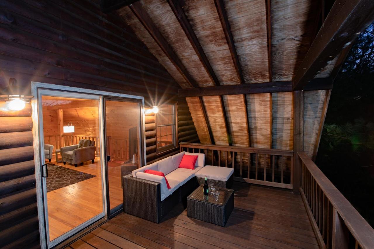 Treetops Cabin Easy To Asheville With Fast Wifi And Great View Swiss Luaran gambar
