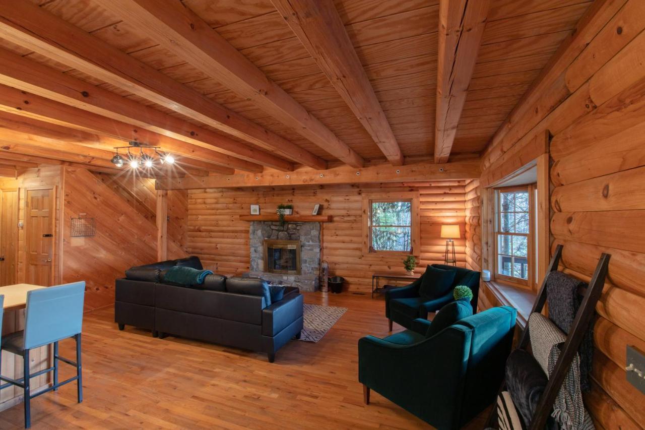Treetops Cabin Easy To Asheville With Fast Wifi And Great View Swiss Luaran gambar